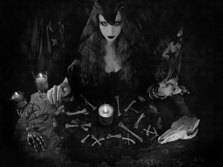 Dark Crystal Witch