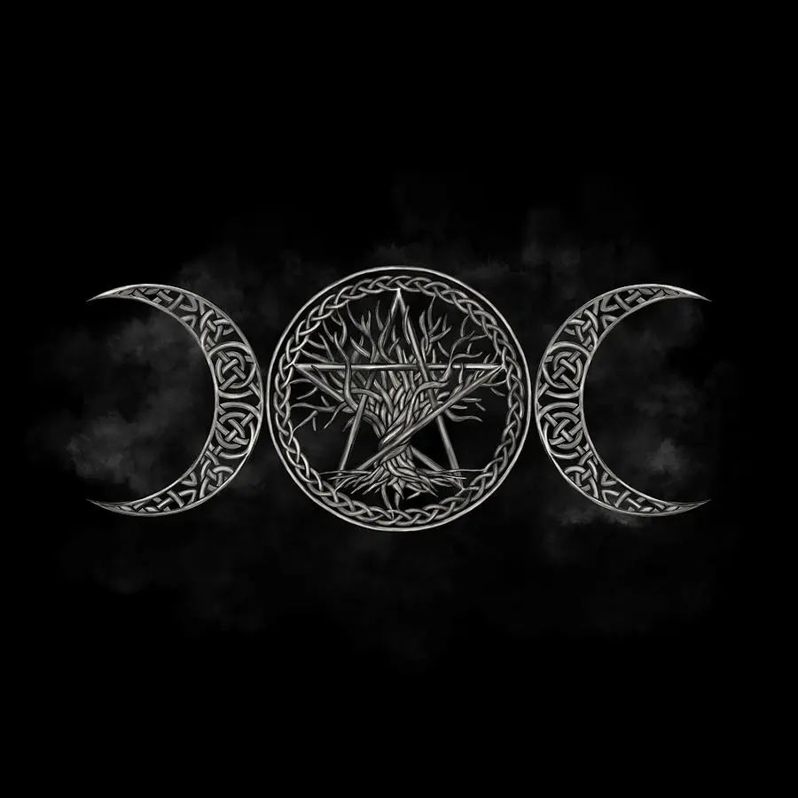 Triple Moon Goddess.
Wicca religion symbol,
wiccan symbols,